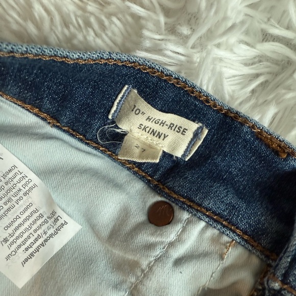 Madewell 10” High Rise Skinny Jeans - Picture 9 of 13